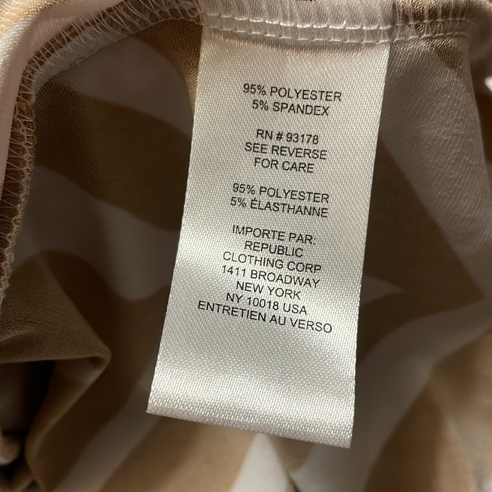 New.  Faux wrap top - Picture 7 of 7